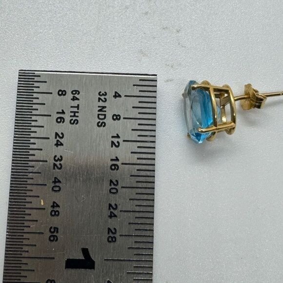 14K Yellow Gold Blue Topaz Earrings Oval Studs Beautiful Classic New - Picture 4 of 7